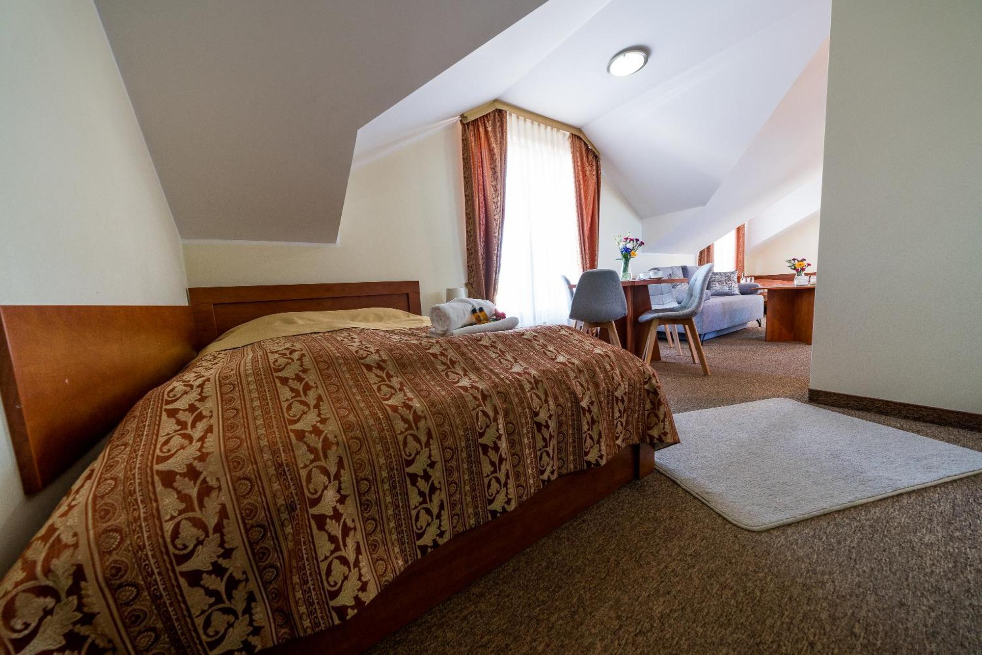 Villa Martii - Komfortowe Apartamenty Z Aneksami Kuchennymi - Spokojna Okolica, Blisko Plazy