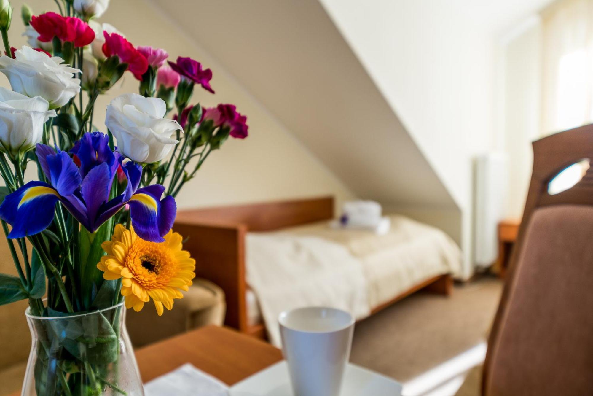 Villa Martii - Komfortowe Apartamenty Z Aneksami Kuchennymi - Spokojna Okolica, Blisko Plazy Privatunterkunft *
