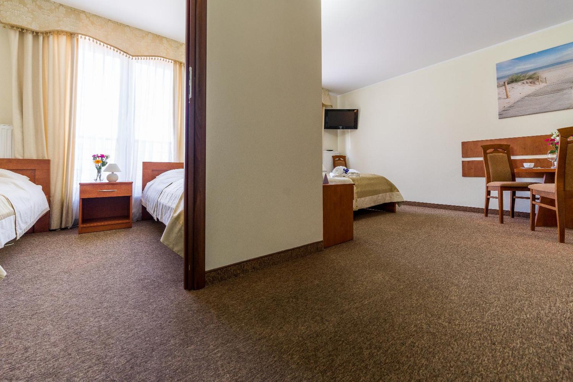 Villa Martii - Komfortowe Apartamenty Z Aneksami Kuchennymi - Spokojna Okolica, Blisko Plazy Privatunterkunft Władysławowo