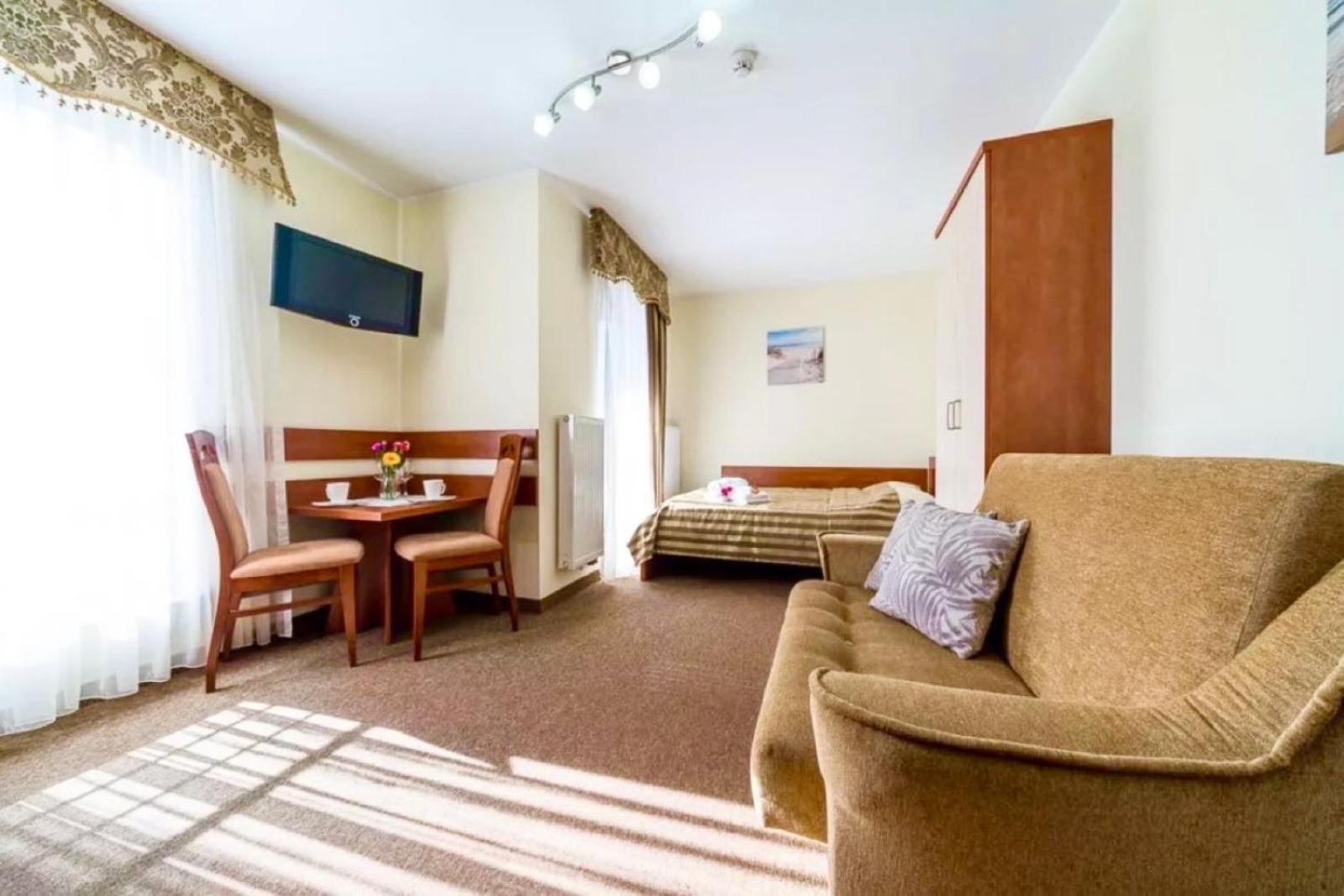 Privatunterkunft Villa Martii - Komfortowe Apartamenty Z Aneksami Kuchennymi - Spokojna Okolica, Blisko Plazy *