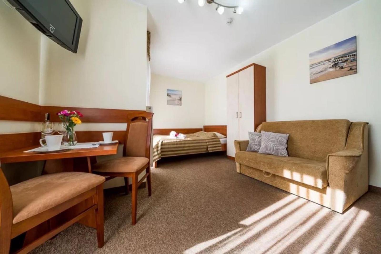Villa Martii - Komfortowe Apartamenty Z Aneksami Kuchennymi - Spokojna Okolica, Blisko Plazy